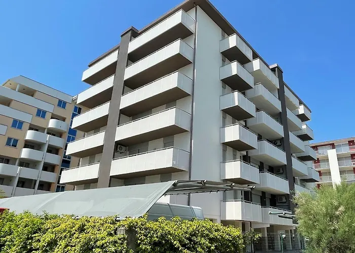 Апартаменты Modern Coastal Бибионе